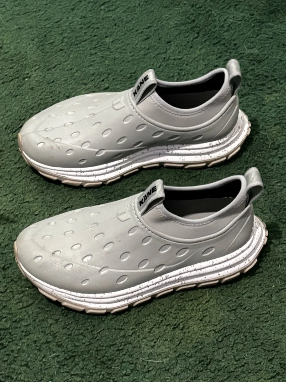 Kane Women Slip-On Casual Sneakers - Gray Size 6 - Picture 3 of 6